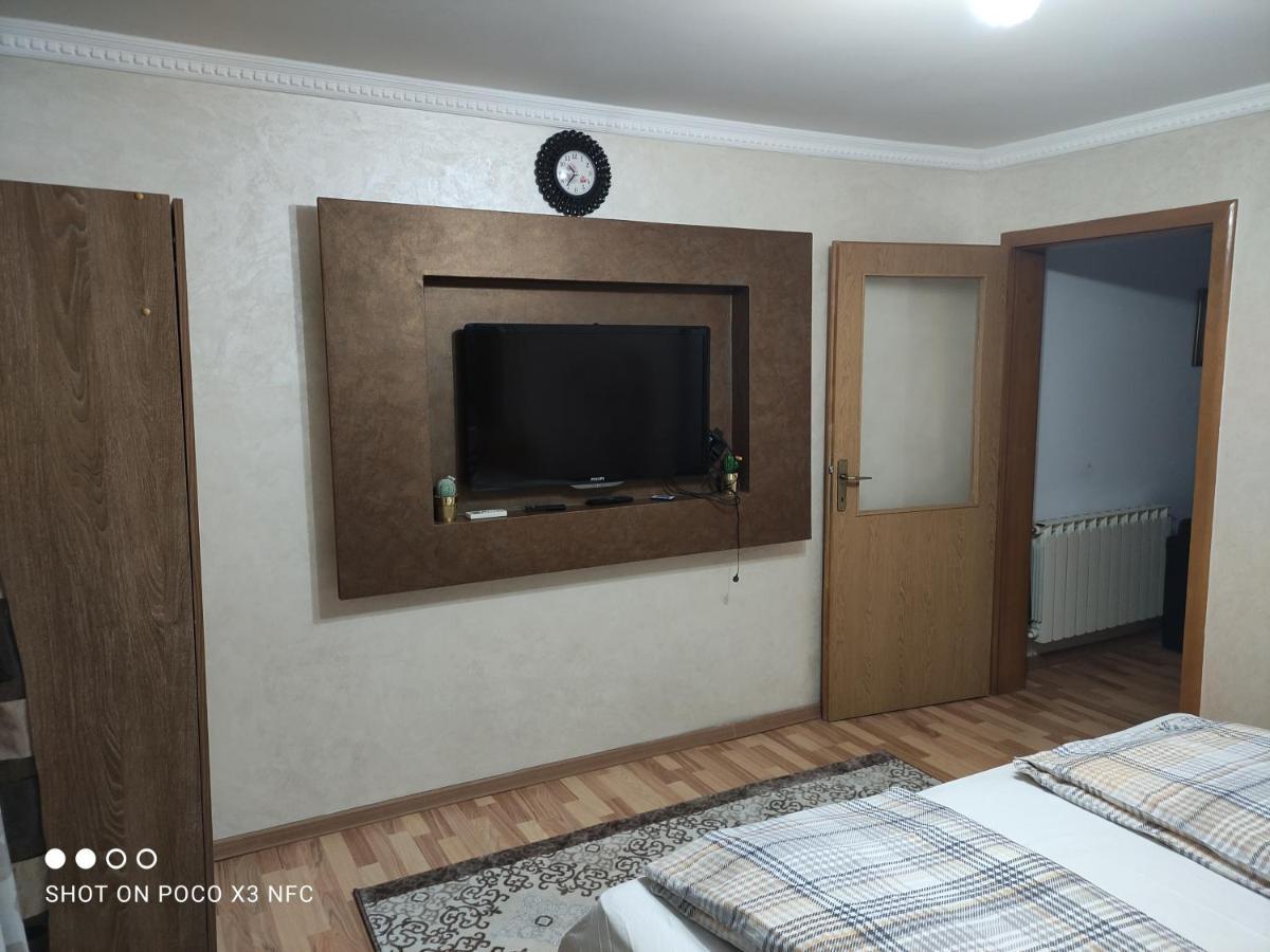 זניקה Apartmani Brod מראה חיצוני תמונה