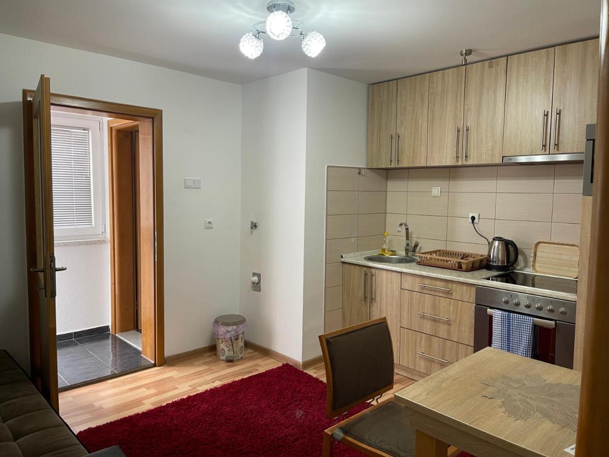 זניקה Apartmani Brod מראה חיצוני תמונה