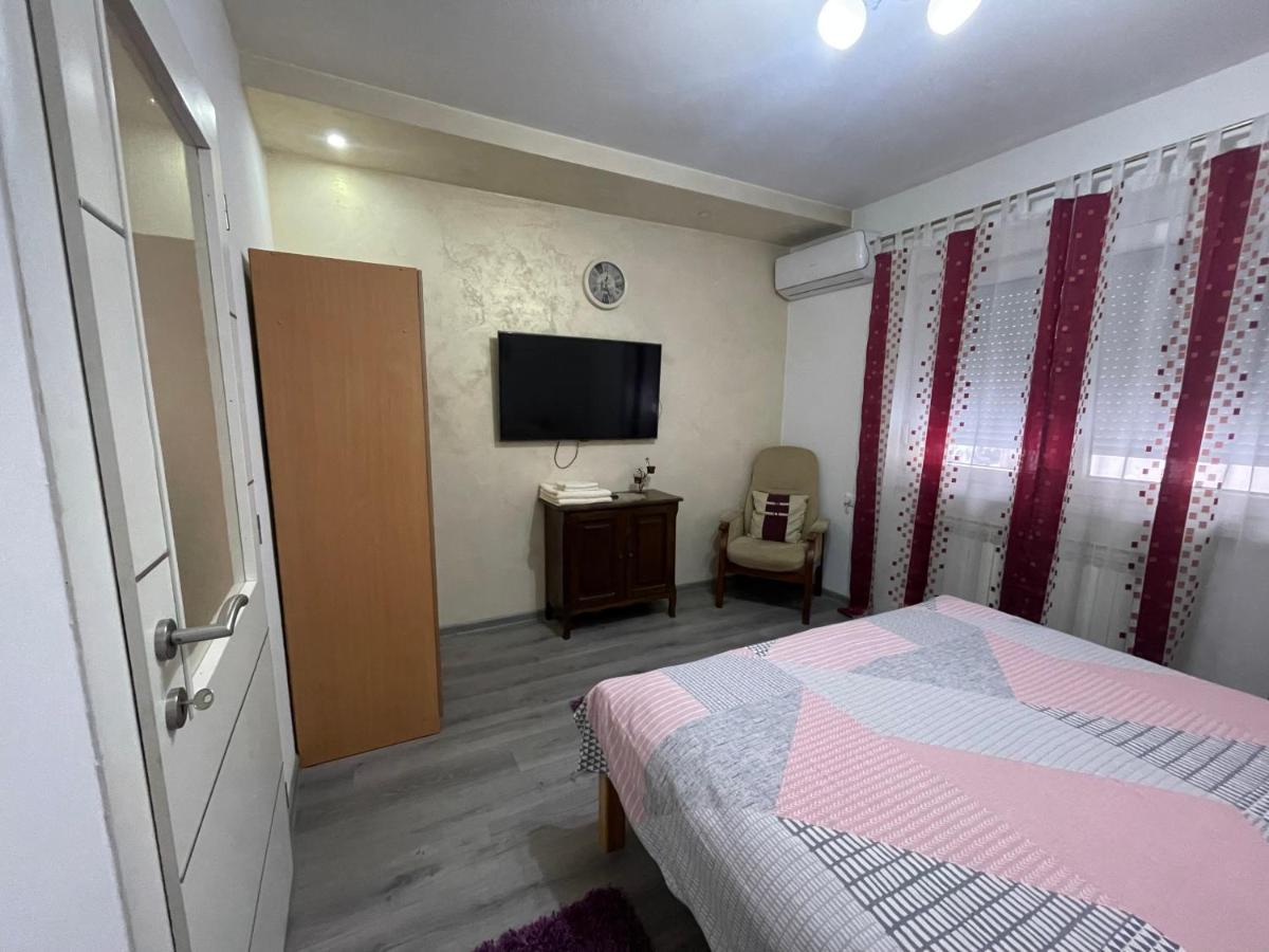 זניקה Apartmani Brod מראה חיצוני תמונה