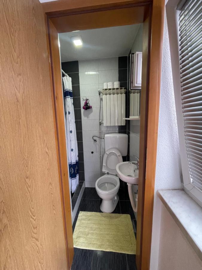 זניקה Apartmani Brod מראה חיצוני תמונה