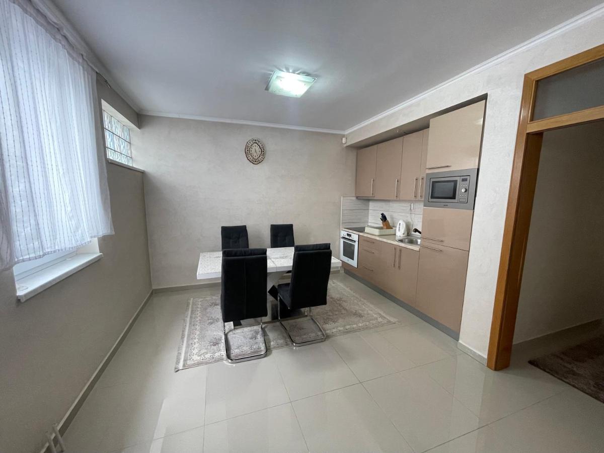 זניקה Apartmani Brod מראה חיצוני תמונה